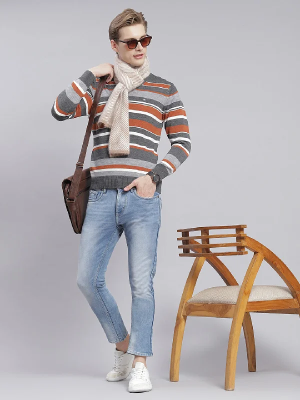 Men Grey Stripe V Neck Full Sleeve Sweaters/Pullovers