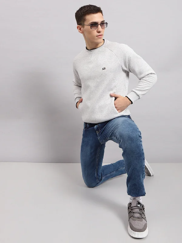 Men Grey Solid Round Neck Full Sleeve Sweatshirt